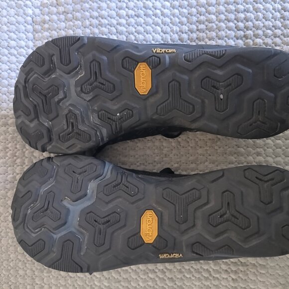 New Balance Minimus Vibrant Gold - 8.5 MEN - Picture 7 of 7